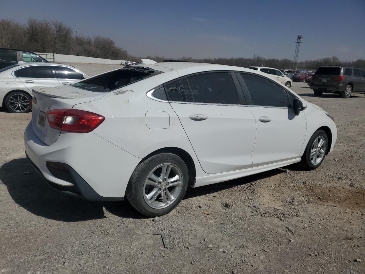 2018 Chevrolet Cruze VIN 1G1BE5SM7J7235102 Copart auction photo, hail / minor dent/scratches damage thumbnail 3