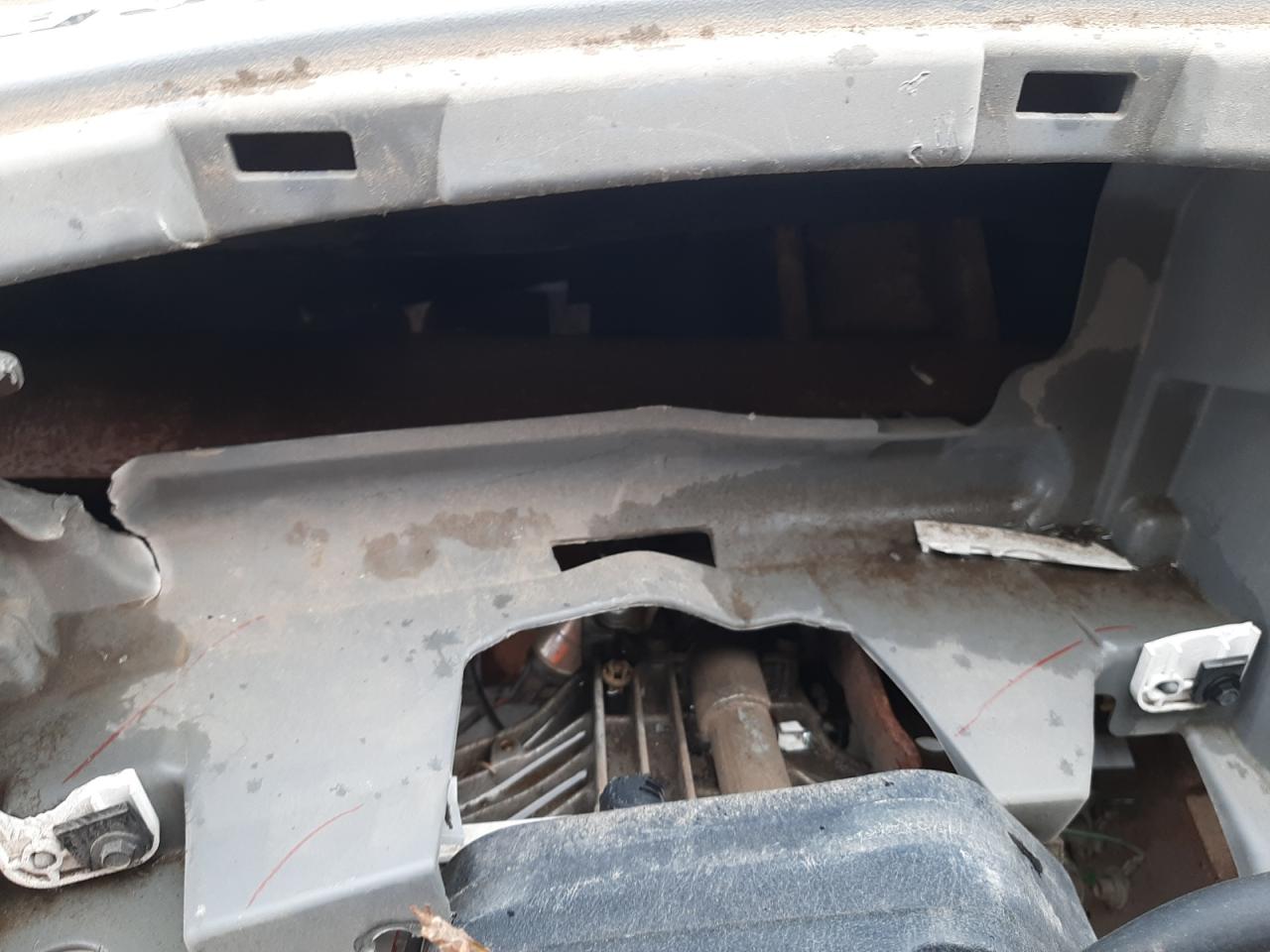 2006 Ford F350 VIN 1FDWF36P56EA71720 Copart auction photo, stripped damage thumbnail 9