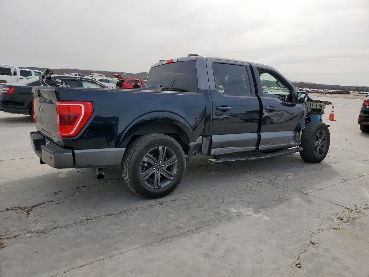 2023 Ford F-150 VIN 1FTEW1CP9PKD67061 Copart auction photo, front end / side damage thumbnail 3