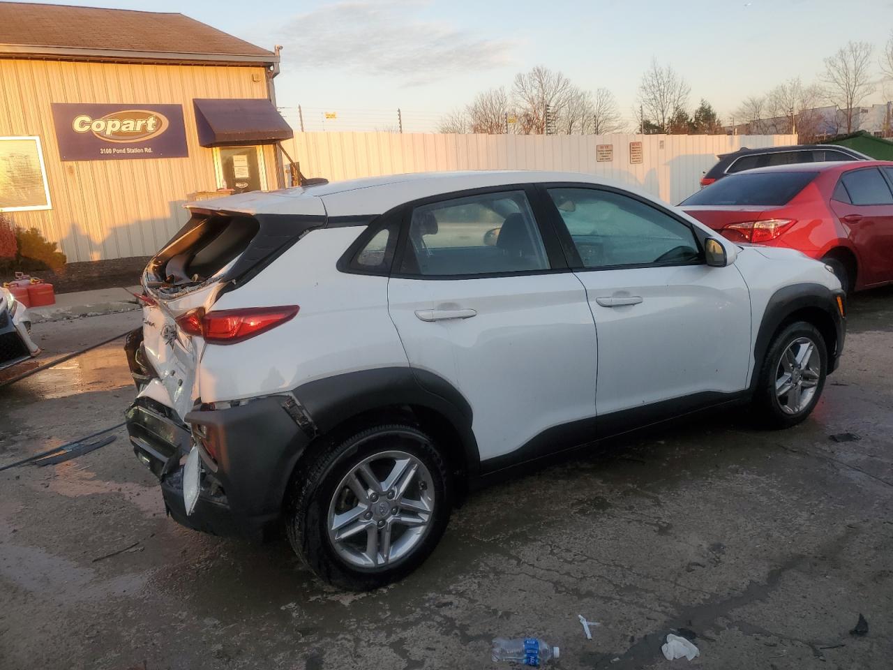2021 Hyundai Kona VIN KM8K12AAXMU663885 Copart auction photo, rear end damage thumbnail 3