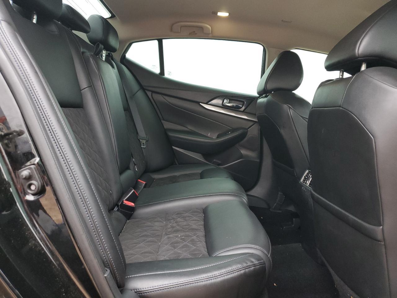2017 Nissan Maxima VIN 1N4AA6APXHC431901 Copart auction photo, front end / minor dent/scratches damage thumbnail 10