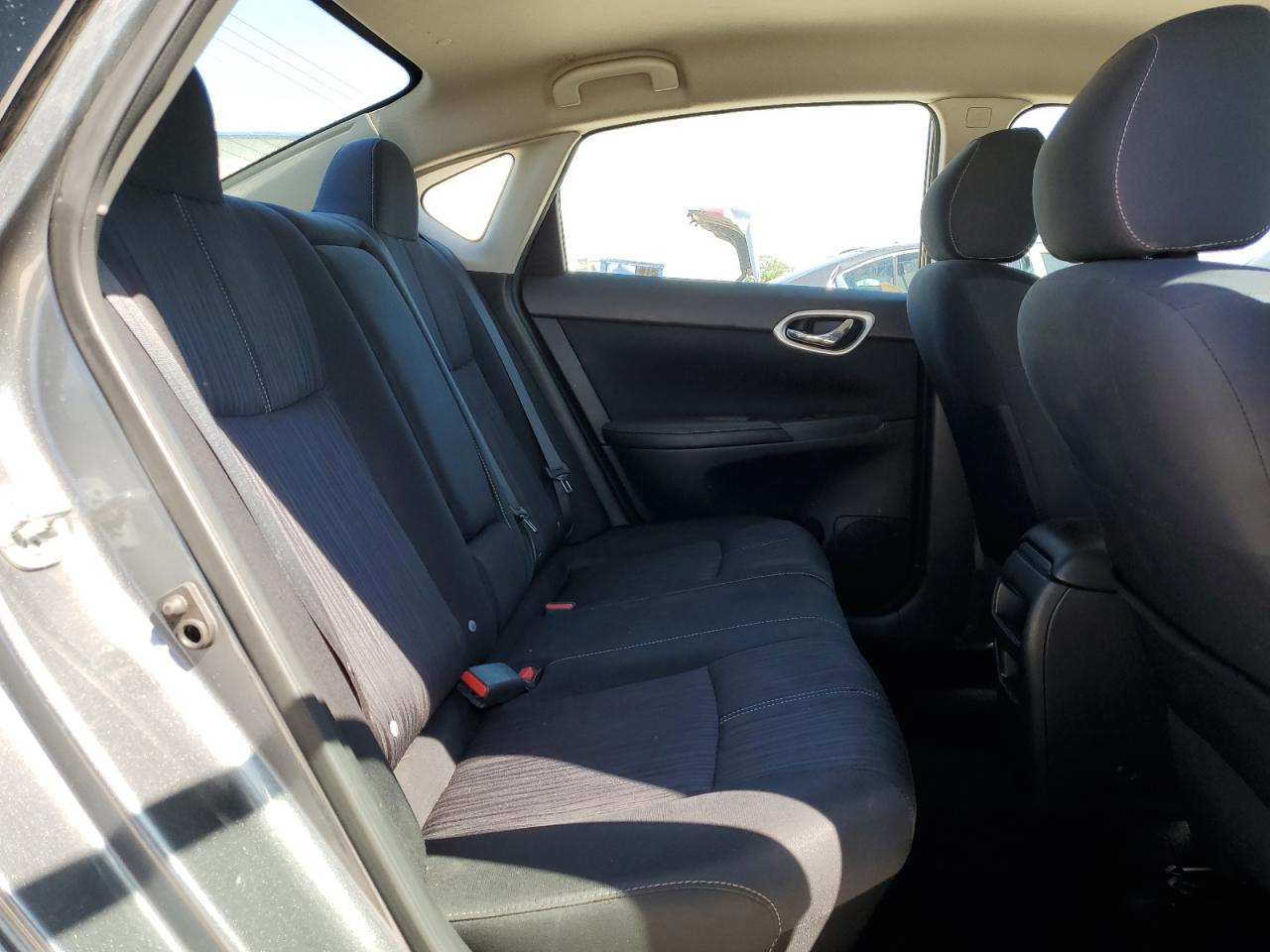 2016 Nissan Sentra VIN 3N1AB7APXGL649985 Copart auction photo, front end / minor dent/scratches damage thumbnail 10