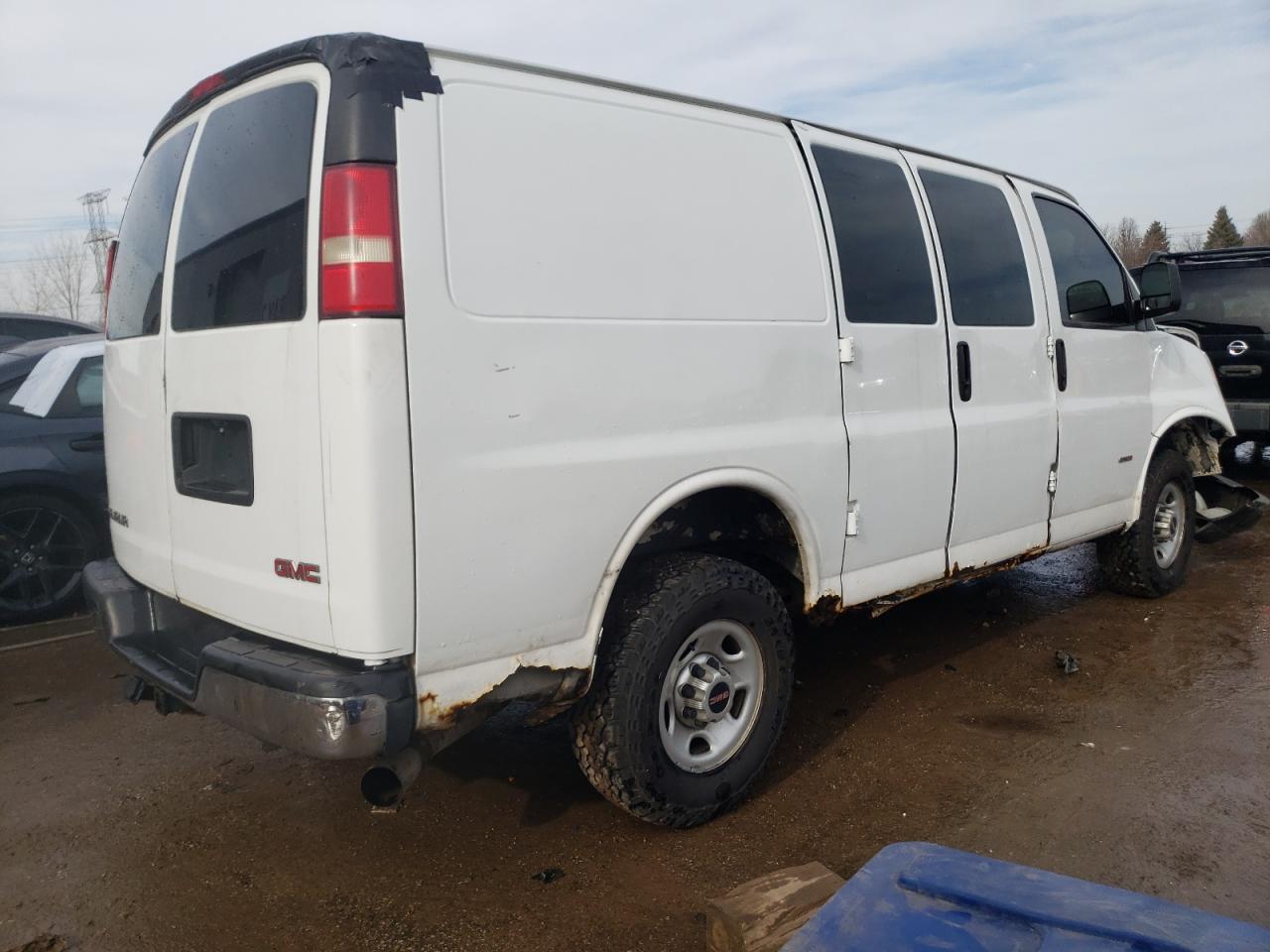 2011 GMC Savana VIN 1GTZ7TCL1B1143935 Copart auction photo, front end damage thumbnail 3