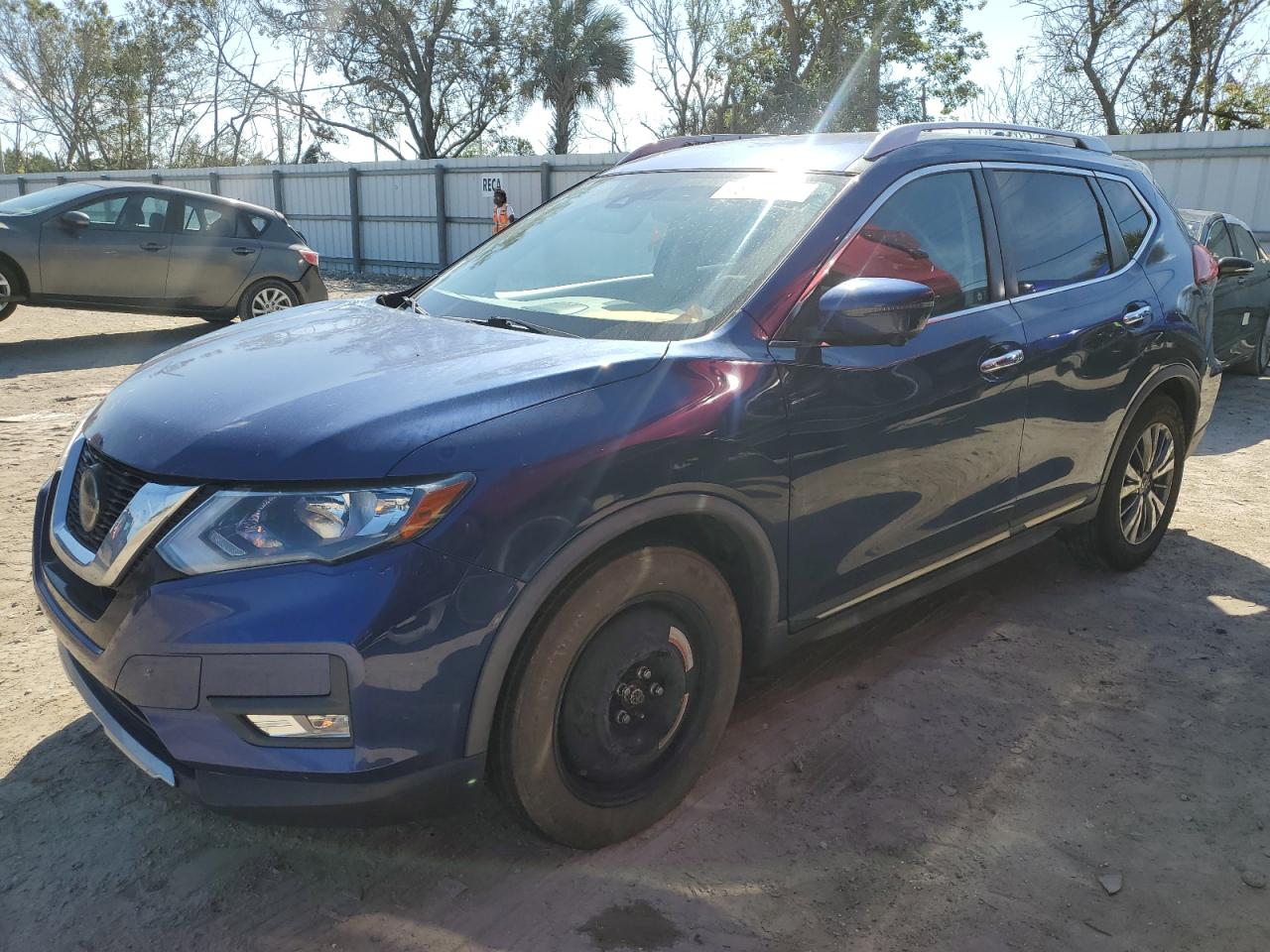 2018 Nissan Rogue VIN JN8AT2MT7JW460898