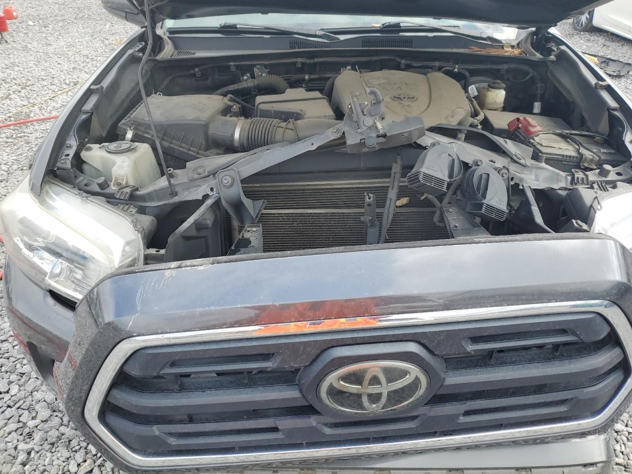 2018 Toyota Tacoma VIN 3TMAZ5CN1JM056736 Copart auction photo, front end / side damage thumbnail 11