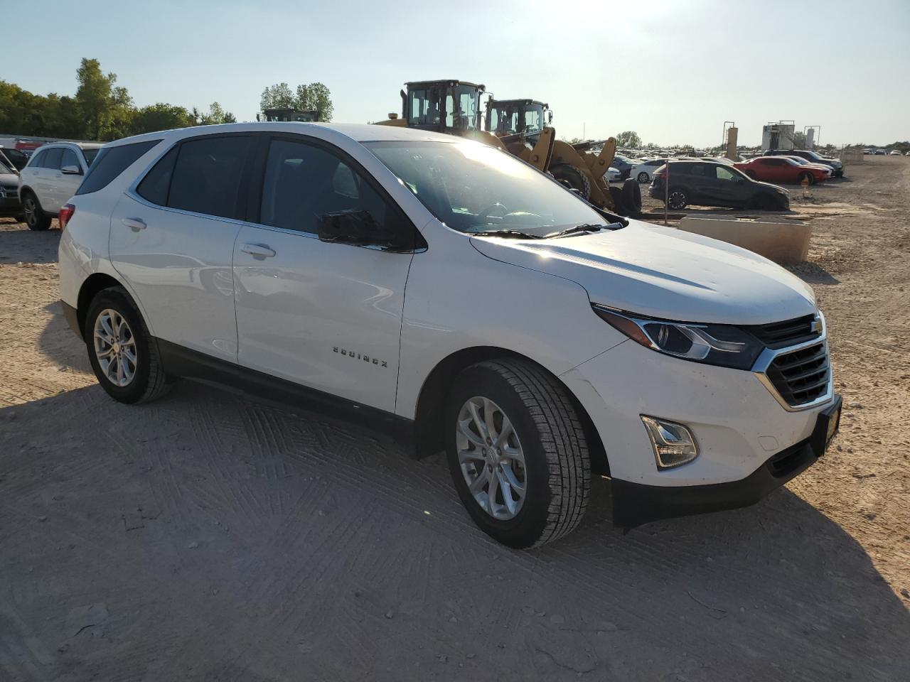 2020 Chevrolet Equinox VIN 3GNAXKEV3LS526403 Copart auction photo, hail / minor dent/scratches damage thumbnail 4