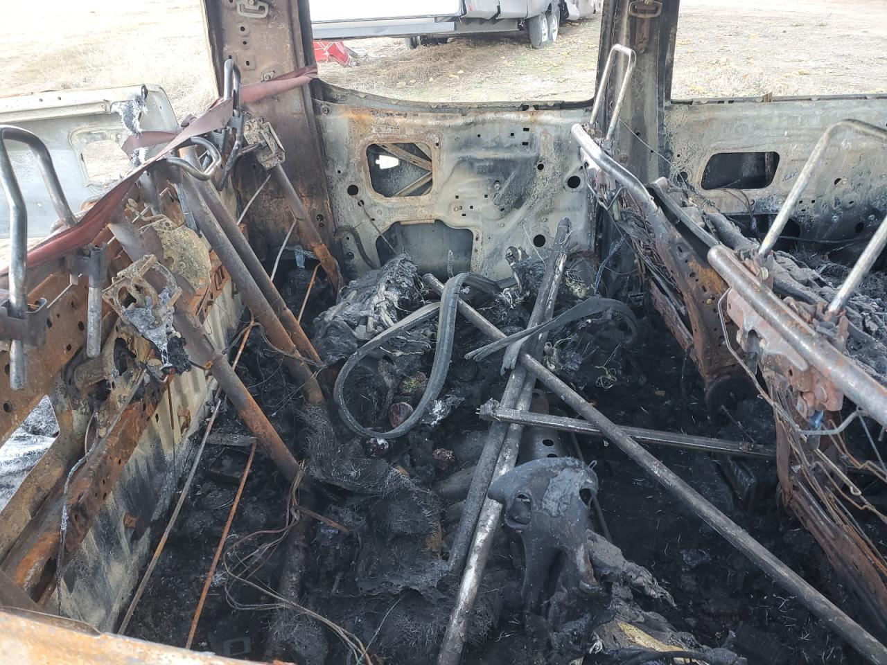 2021 Toyota Tacoma VIN 5TFCZ5AN2MX252243 Copart auction photo, burn damage thumbnail 11