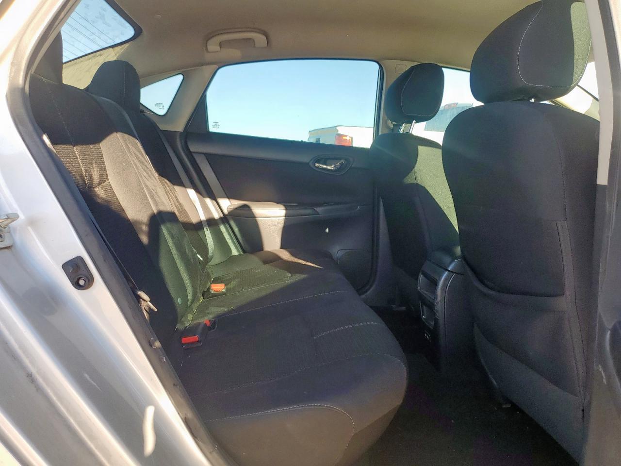 2018 Nissan Sentra VIN 3N1AB7AP1JY346622 Copart auction photo, normal wear damage thumbnail 10