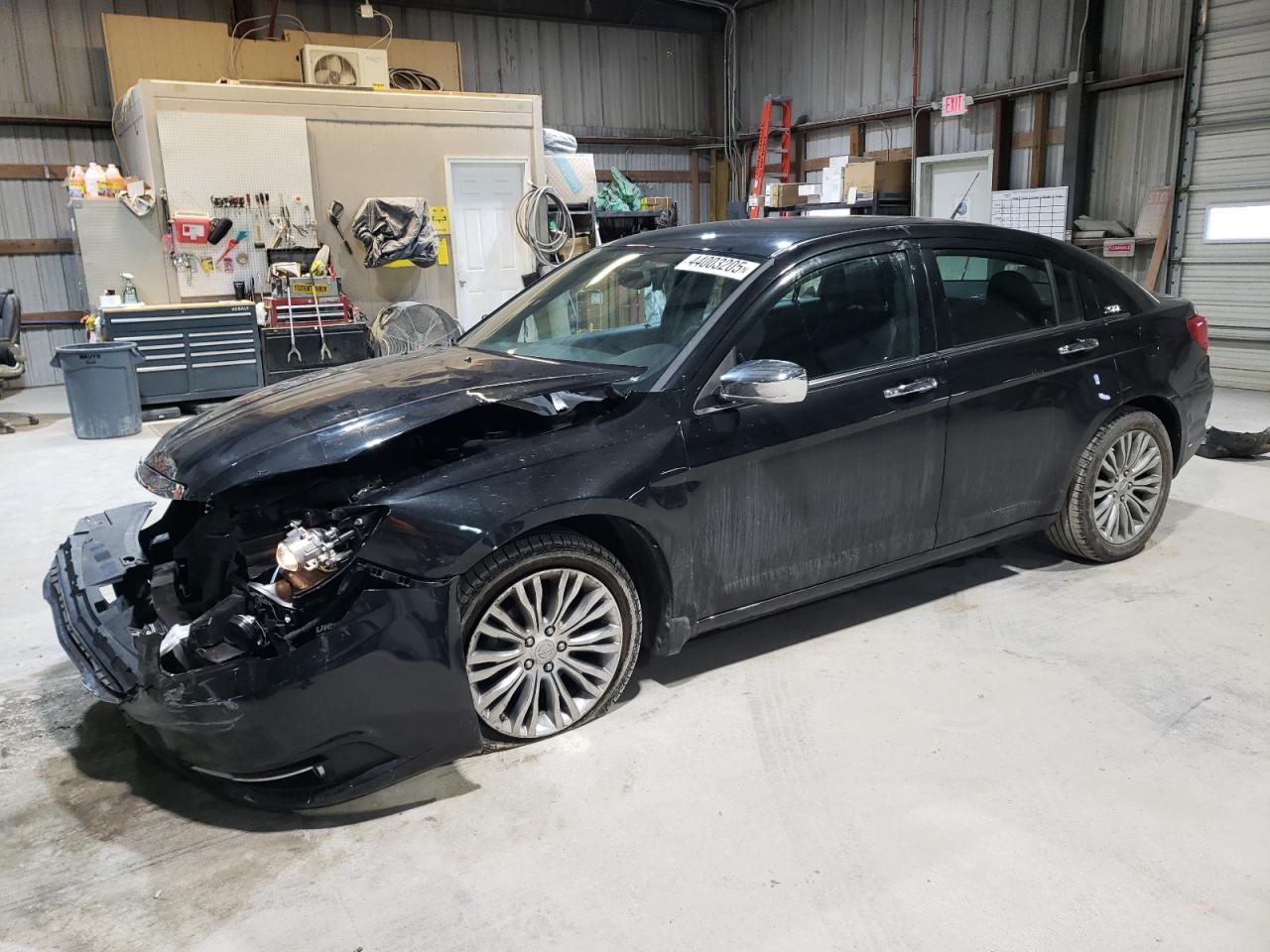 2011 Chrysler 200 VIN 1C3BC2FG2BN504320
