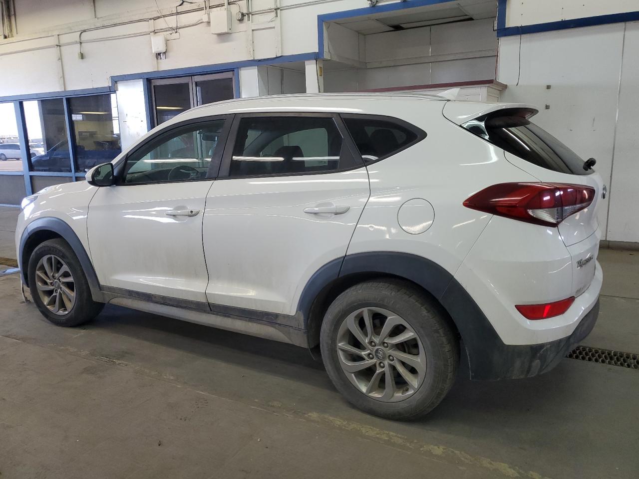 2018 Hyundai Tucson VIN KM8J3CA49JU688374 Copart auction photo, front end damage thumbnail 2