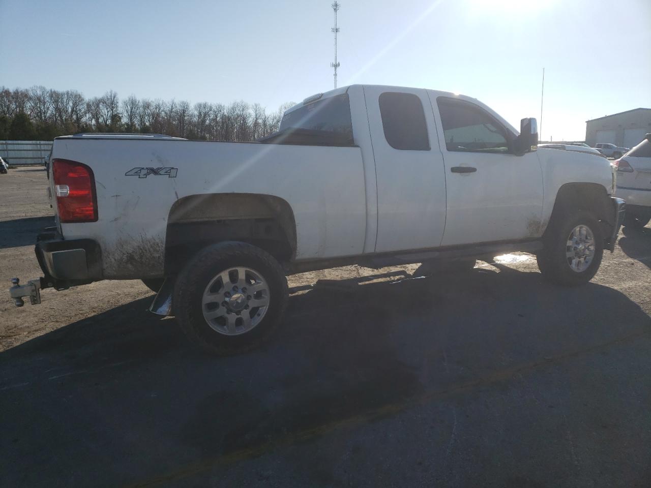 2011 Chevrolet Silverado VIN 1GC2KVC87BZ237603 Copart auction photo, front end / side damage thumbnail 3