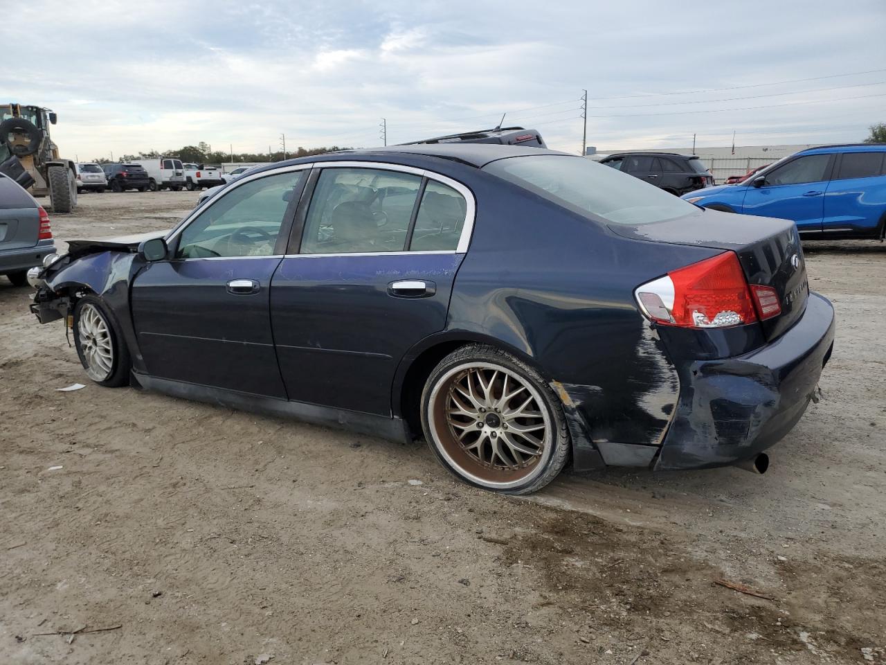 2004 Infiniti G VIN JNKCV51E14M605034 Copart auction photo, front end damage thumbnail 2