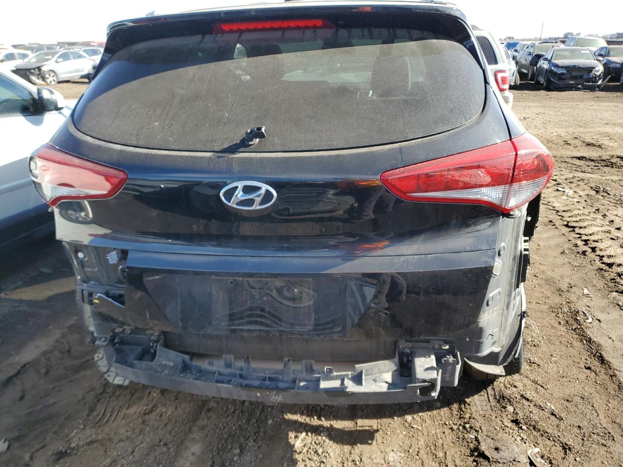 2016 Hyundai Tucson VIN KM8J3CA41GU052363 Copart auction photo, vandalism damage thumbnail 6