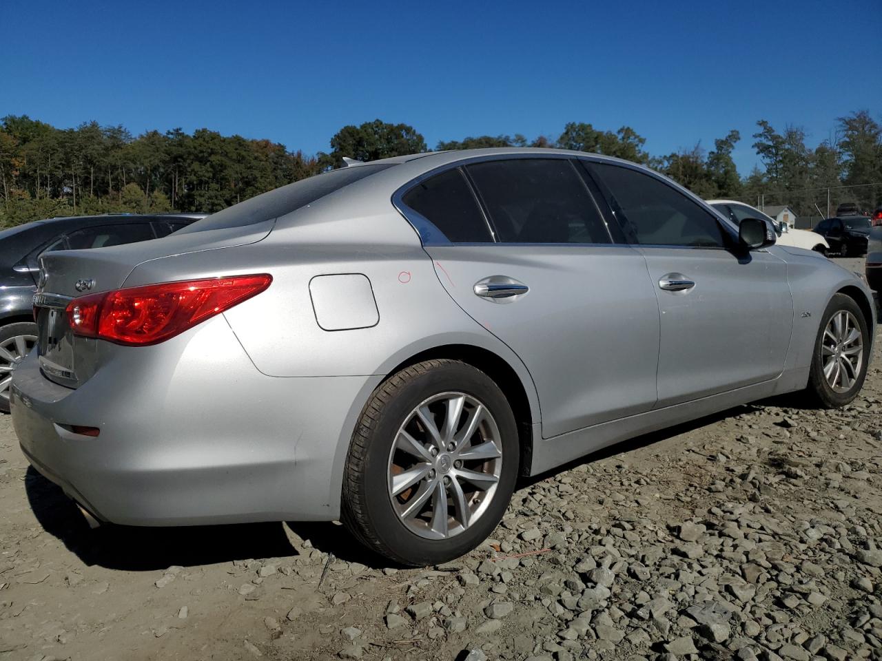 2016 Infiniti Q50 VIN JN1CV7AR1GM253158 Copart auction photo, minor dent/scratches damage thumbnail 3
