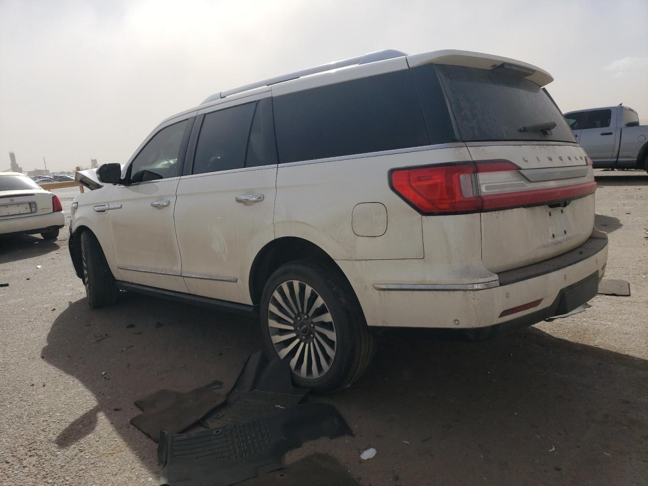 2018 Lincoln Navigator VIN 5LMJJ2LT7JEL03051 Copart auction photo, front end damage thumbnail 2