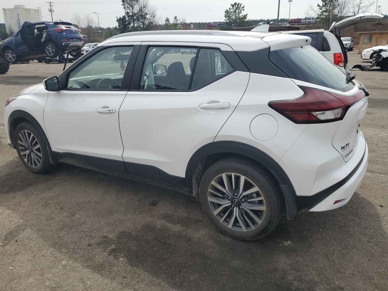2024 Nissan Kicks VIN 3N1CP5CV9RL529026 Copart auction photo, side damage thumbnail 2