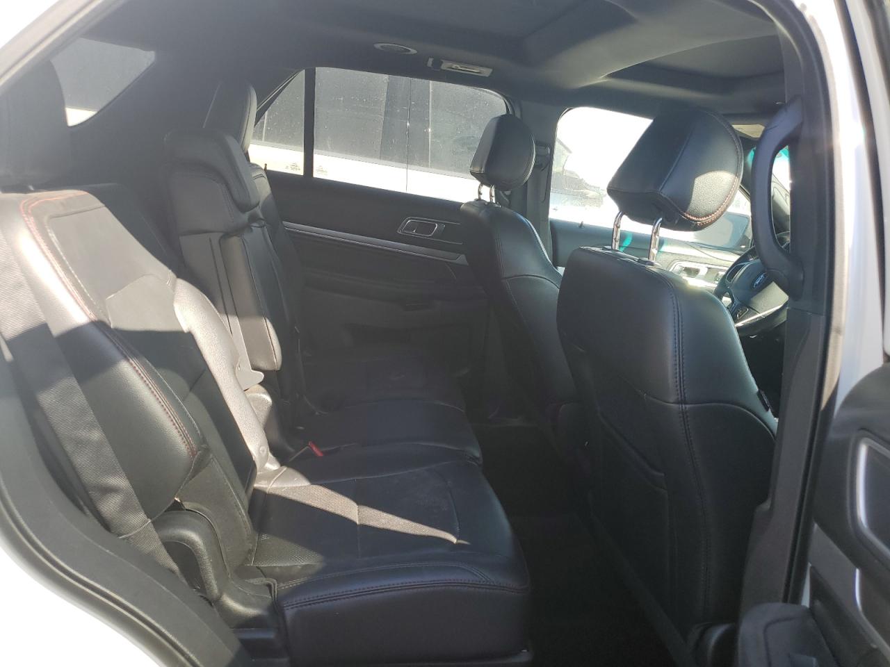 2016 Ford Explorer VIN 1FM5K8GT3GGD10686 Copart auction photo, water/flood damage thumbnail 11
