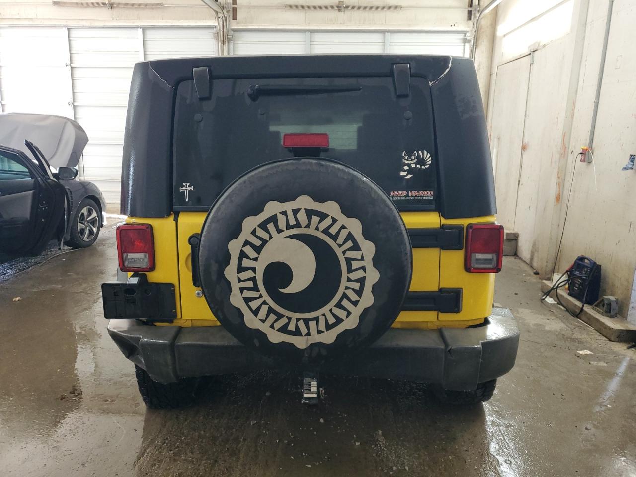 2008 Jeep Wrangler VIN 1J4GA39128L520021 Copart auction photo, rollover damage thumbnail 6