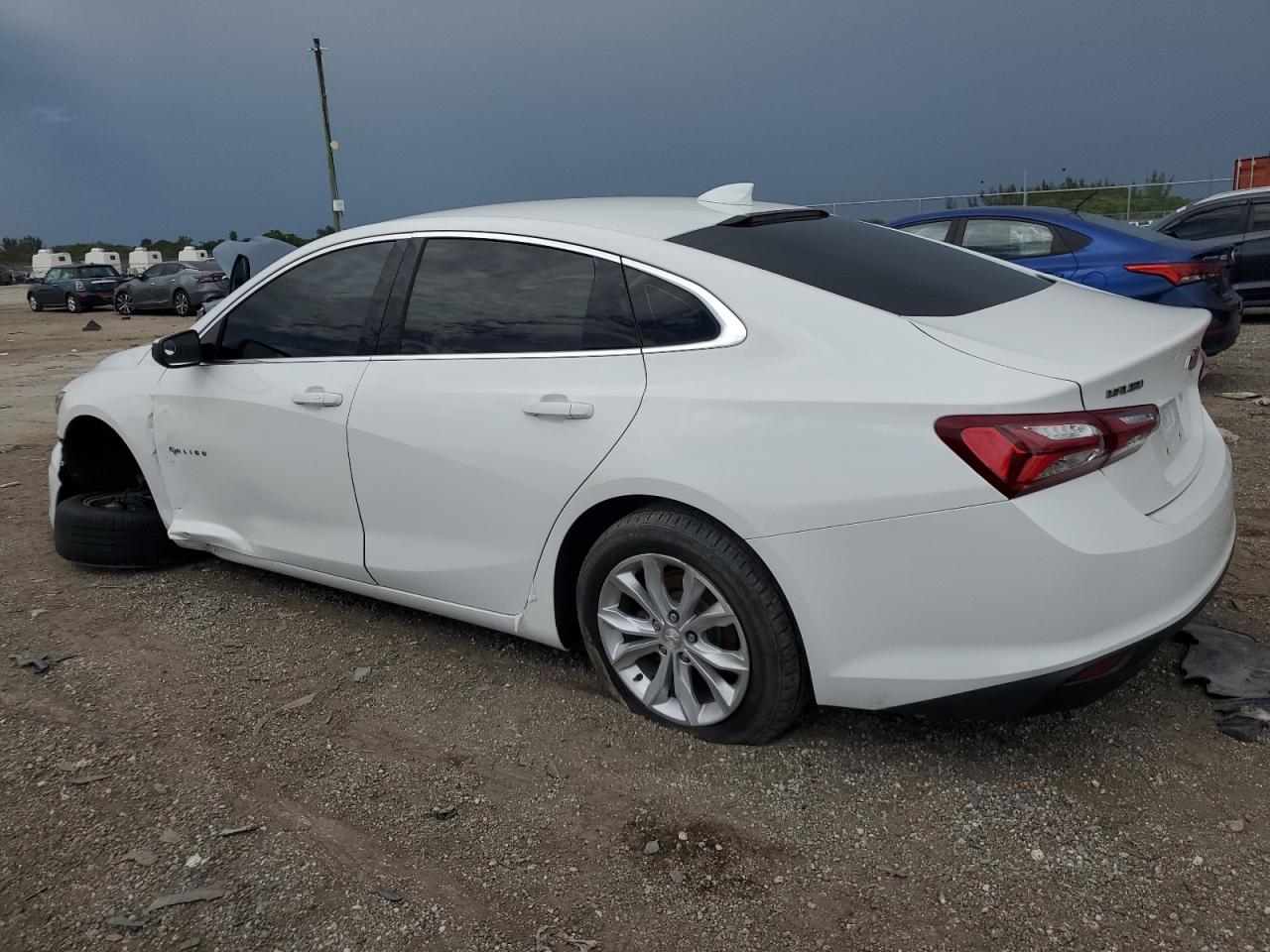 2020 Chevrolet Malibu VIN 1G1ZD5ST8LF066256 Copart auction photo, all over damage thumbnail 2
