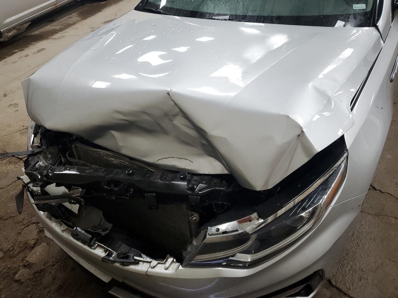 2020 KIA Optima VIN 5XXGT4L3XLG390451 Copart auction photo, front end / side damage thumbnail 11