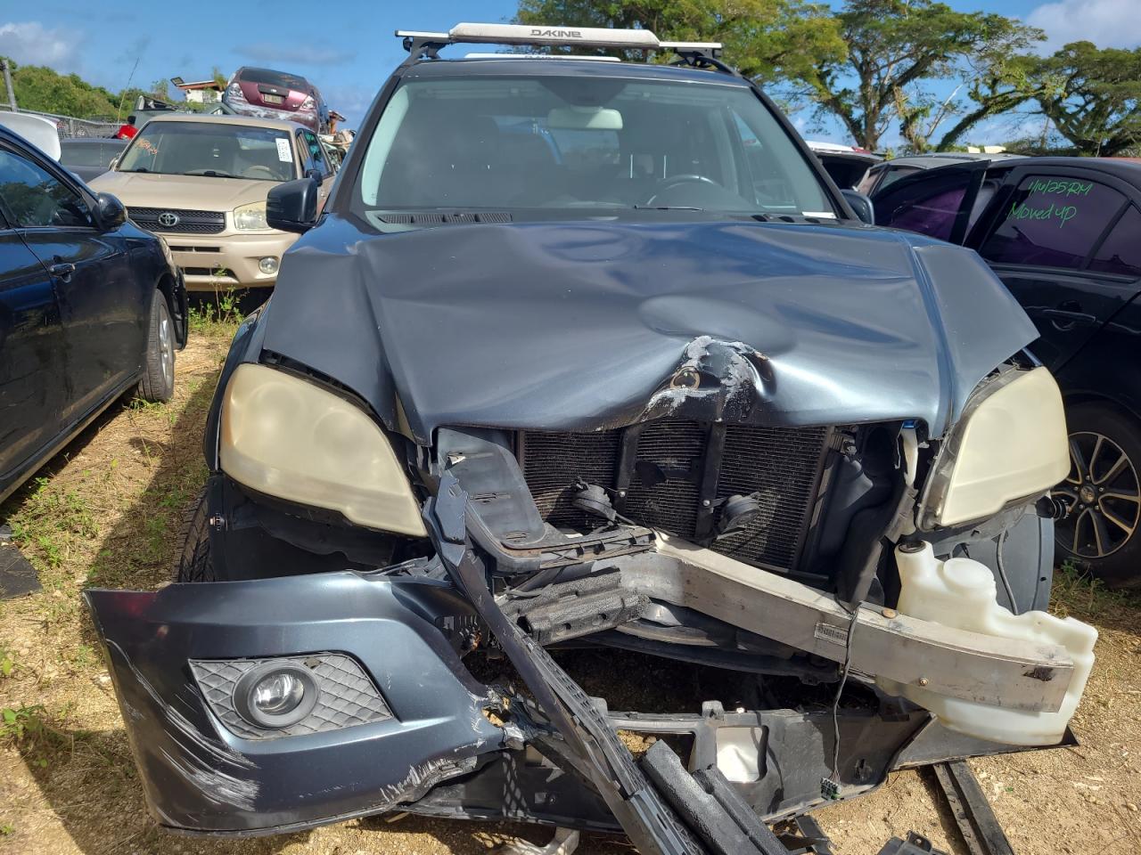 2011 Mercedes-Benz M-klasse VIN 4JGBB8GB1BA665071 Copart auction photo, front end damage thumbnail 5