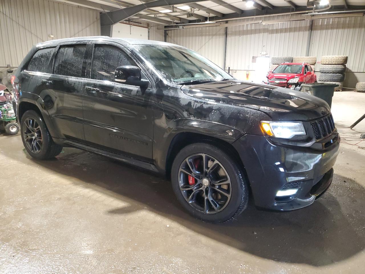 2019 Jeep Grand Cherokee VIN 1C4RJFDJ9KC697549 Copart auction photo, vandalism damage thumbnail 4