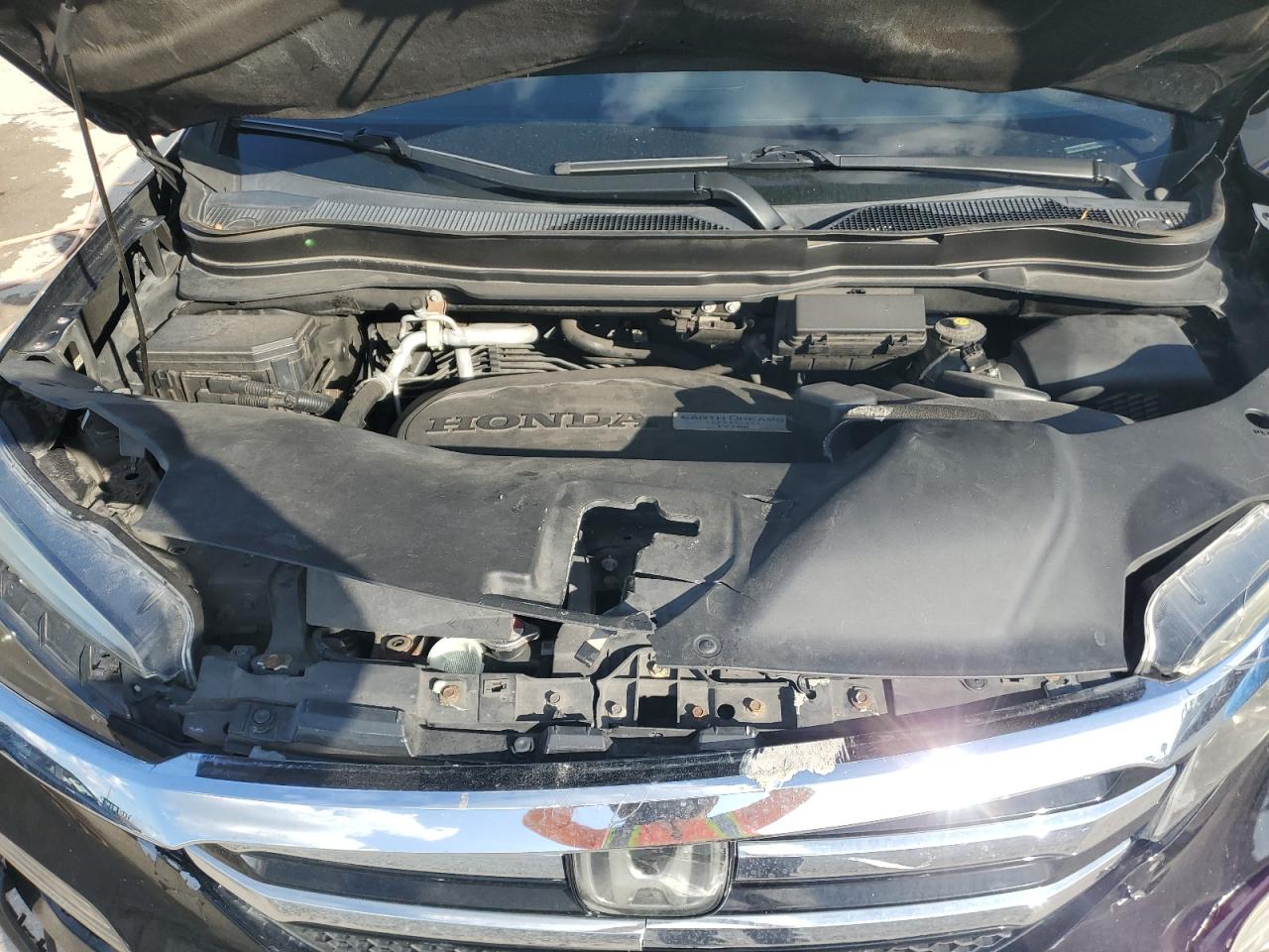 2016 Honda Pilot VIN 5FNYF6H97GB105248 Copart auction photo, front end damage thumbnail 11