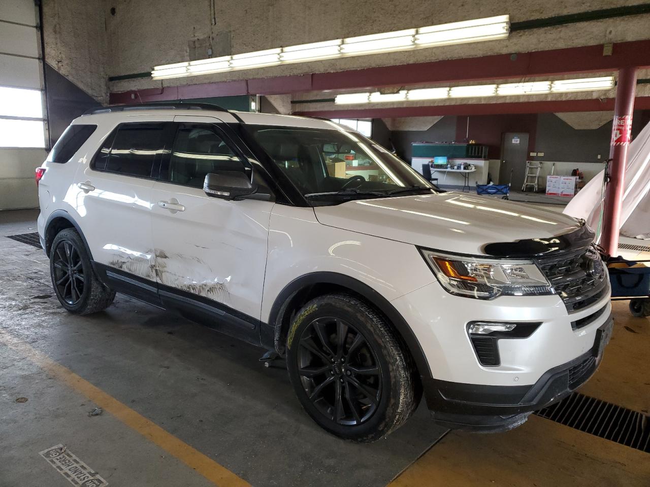2018 Ford Explorer VIN 1FM5K7D86JGA96990 Copart auction photo, side damage thumbnail 4