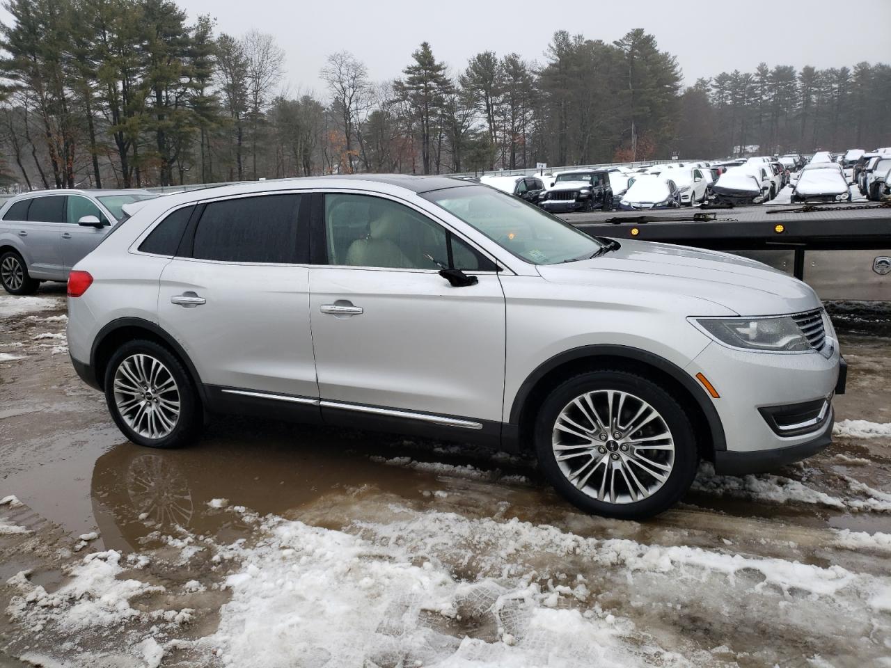 2016 Lincoln MKX VIN 2LMTJ8LR8GBL78661 Copart auction photo, side / rear end damage thumbnail 4