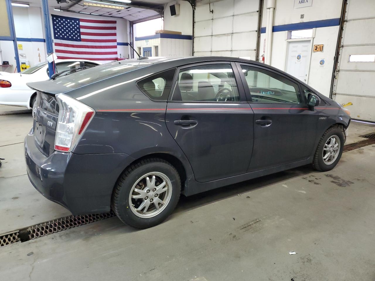 2011 Toyota Prius VIN JTDKN3DU7B1367211 Copart auction photo, front end damage thumbnail 3
