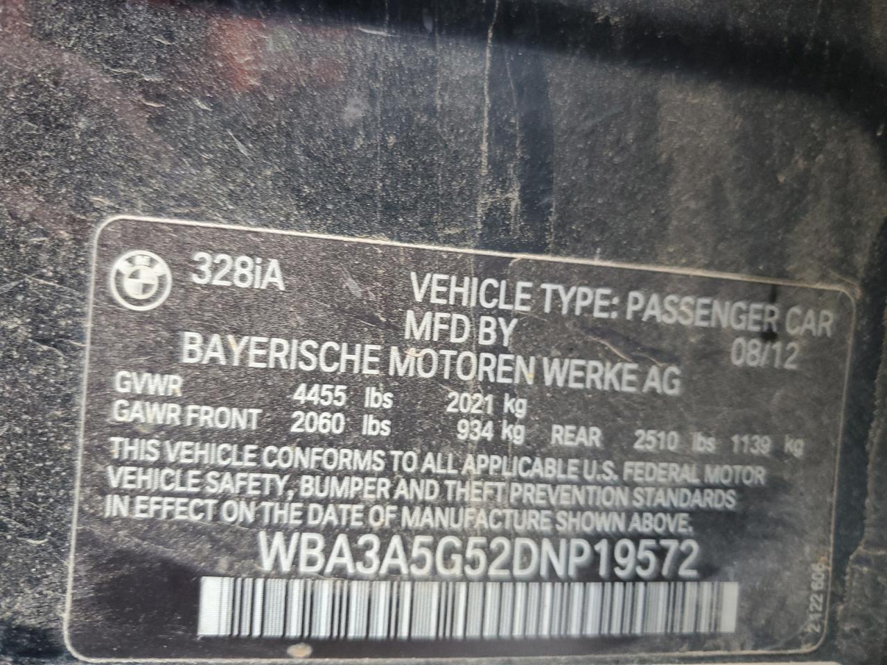 2013 BMW 3er VIN WBA3A5G52DNP19572 Copart auction photo, front end / side damage thumbnail 14