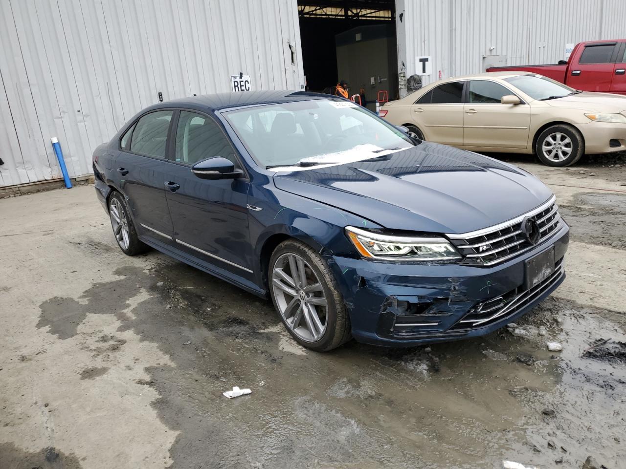 2018 Volkswagen Passat VIN 1VWAA7A32JC050723 Copart auction photo, front end damage thumbnail 5