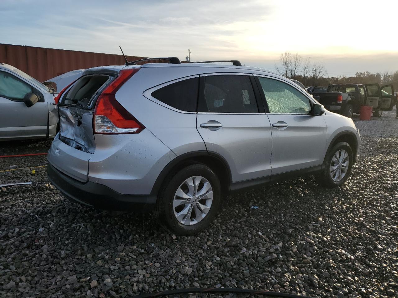 2014 Honda CR-V VIN 2HKRM3H70EH541901 Copart auction photo, front end / rear end damage thumbnail 3