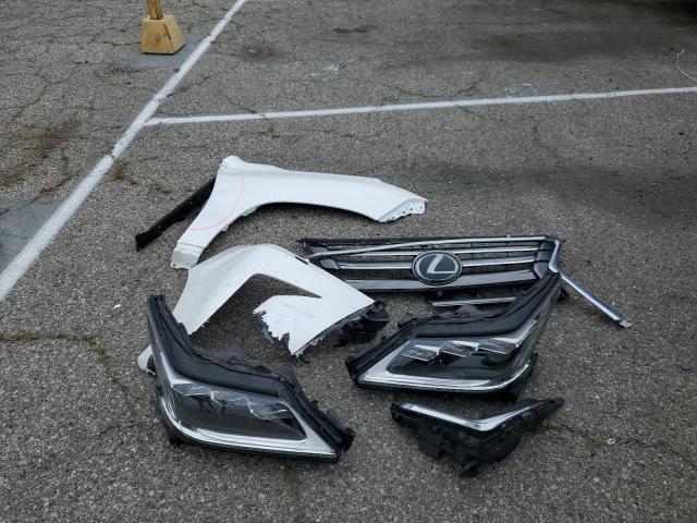 2019 Lexus LX VIN JTJHY7AX3K4295538 Copart auction photo, front end / minor dent/scratches damage thumbnail 13