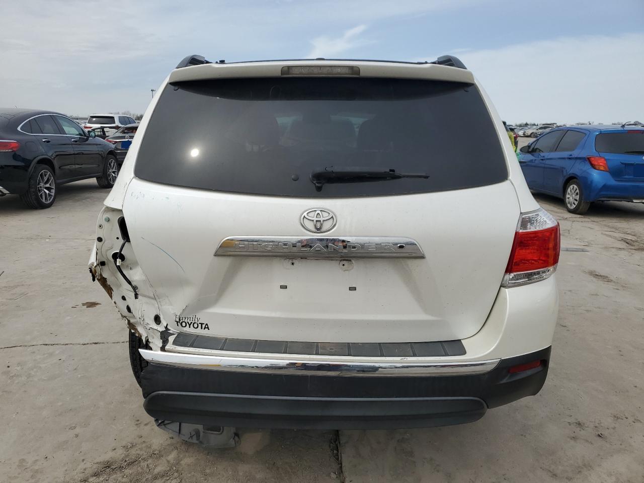 2013 Toyota Highlander VIN 5TDZK3EH7DS118003 Copart auction photo, rear end / hail damage thumbnail 6