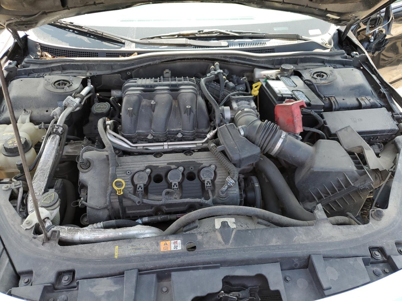 2012 Ford Fusion VIN 3FAHP0JG7CR135495 Copart auction photo, side / front end damage thumbnail 7