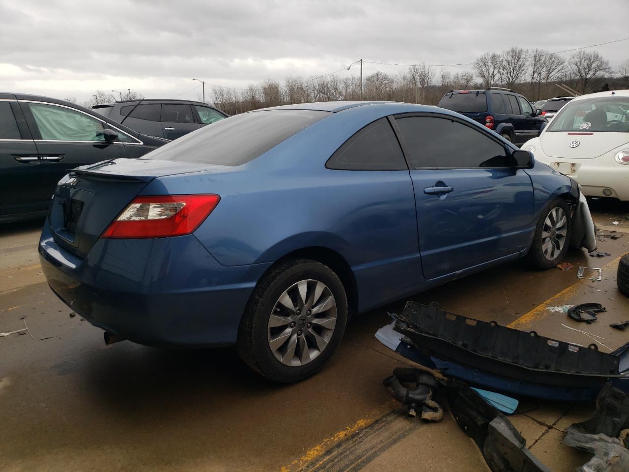2009 Honda Civic VIN 2HGFG128X9H519579 Copart auction photo, all over damage thumbnail 3