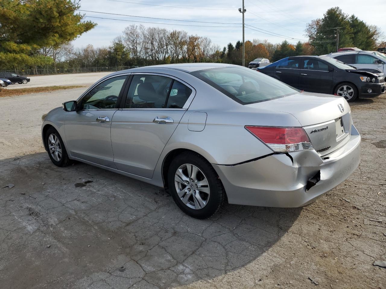 2010 Honda Accord VIN 1HGCP2F42AA137999 Copart auction photo, rear end / mechanical damage thumbnail 2