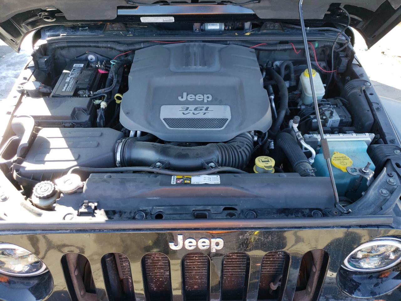 2012 Jeep Wrangler VIN 1C4BJWFG2CL280701 Copart auction photo, front end / minor dent/scratches damage thumbnail 12