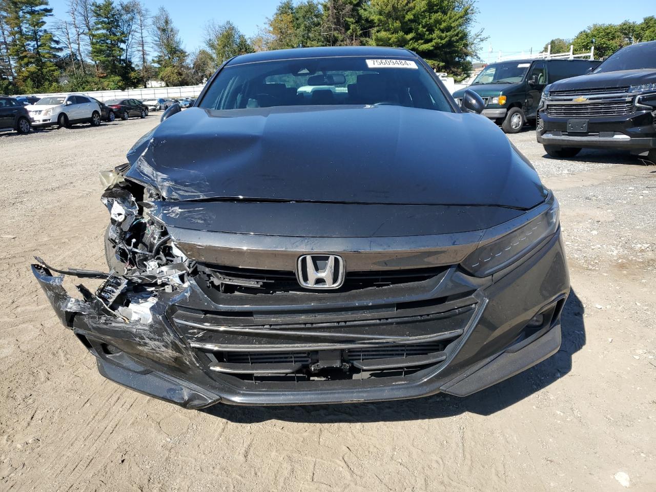 2022 Honda Accord VIN 1HGCV1F36NA111337 Copart auction photo, front end / minor dent/scratches damage thumbnail 5