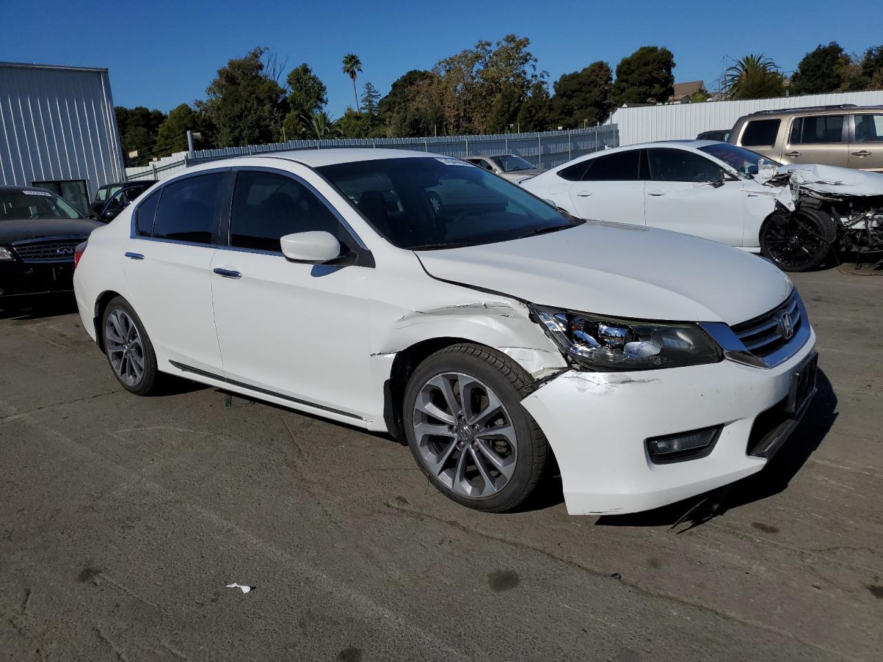 2015 Honda Accord VIN 1HGCR2F57FA185525 Copart auction photo, front end damage thumbnail 4