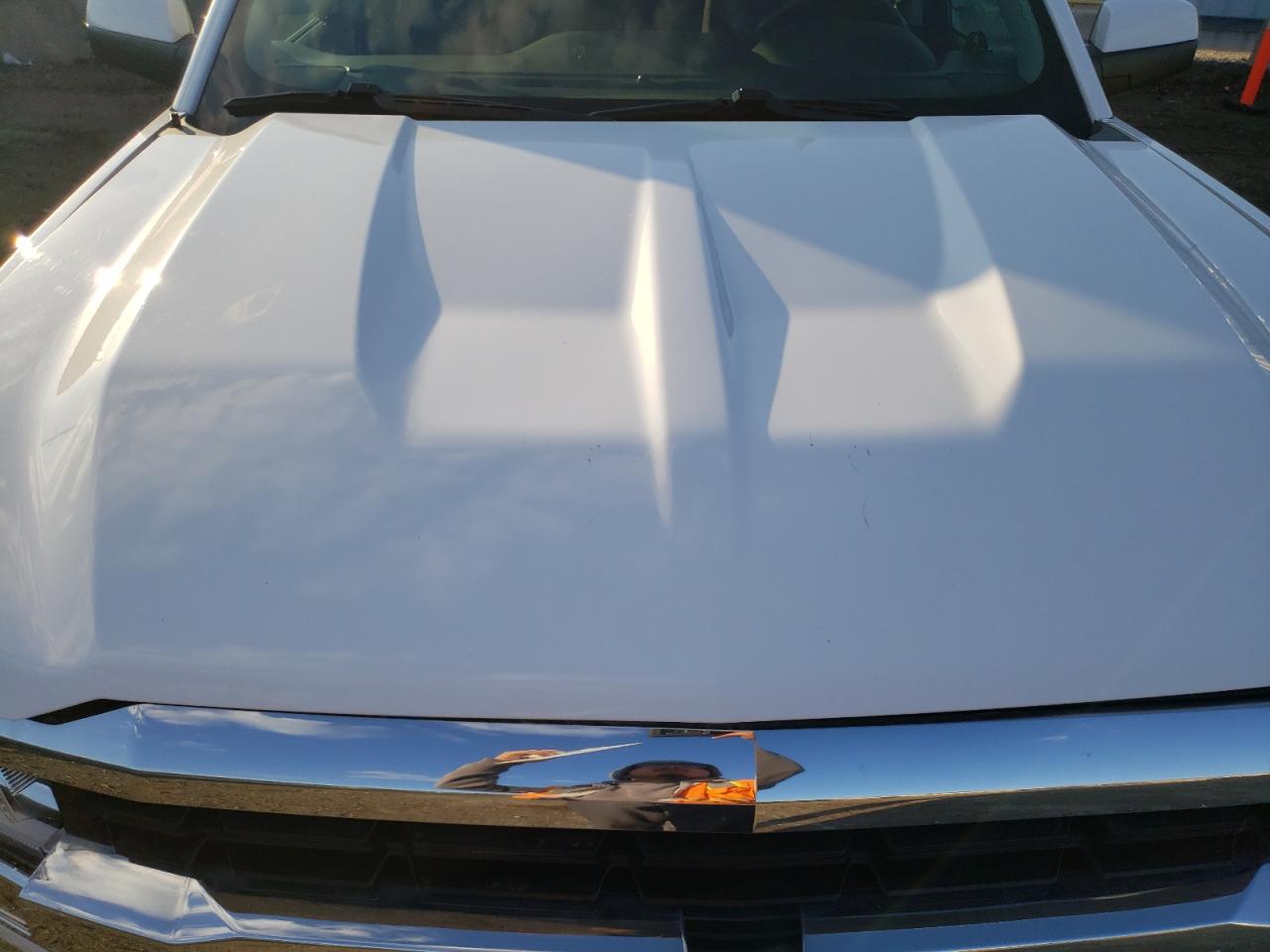 2017 Chevrolet Silverado VIN 3GCUKREC1HG258053 Copart auction photo, front end / rear end damage thumbnail 11