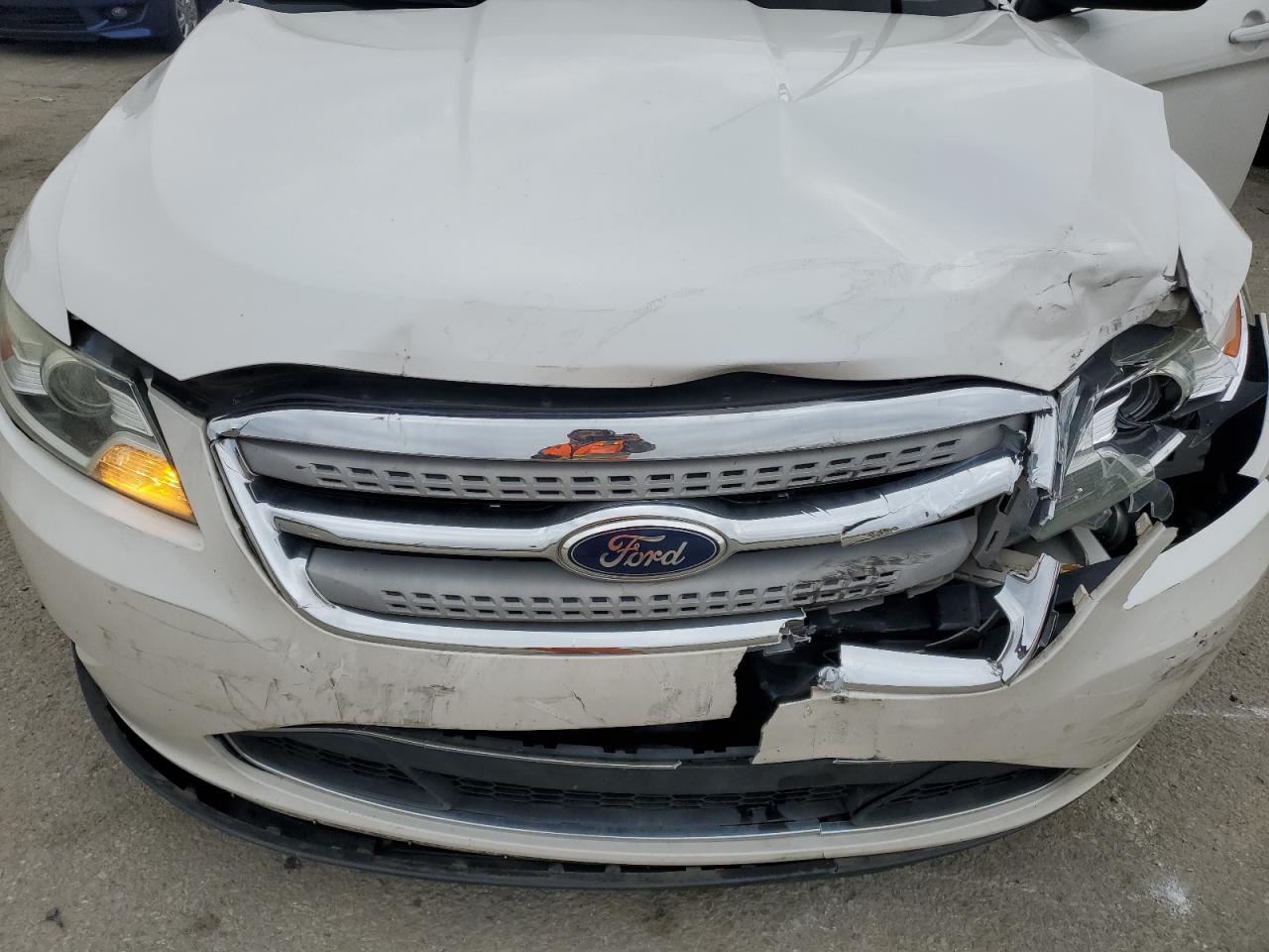 2011 Ford Taurus VIN 1FAHP2FW4BG135598 Copart auction photo, front end / side damage thumbnail 11