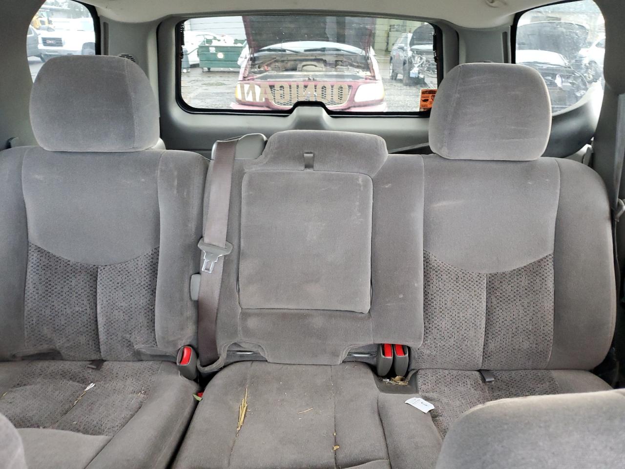 2004 Chevrolet Tahoe VIN 1GNEK13ZX4R103046 Copart auction photo, front end damage thumbnail 10