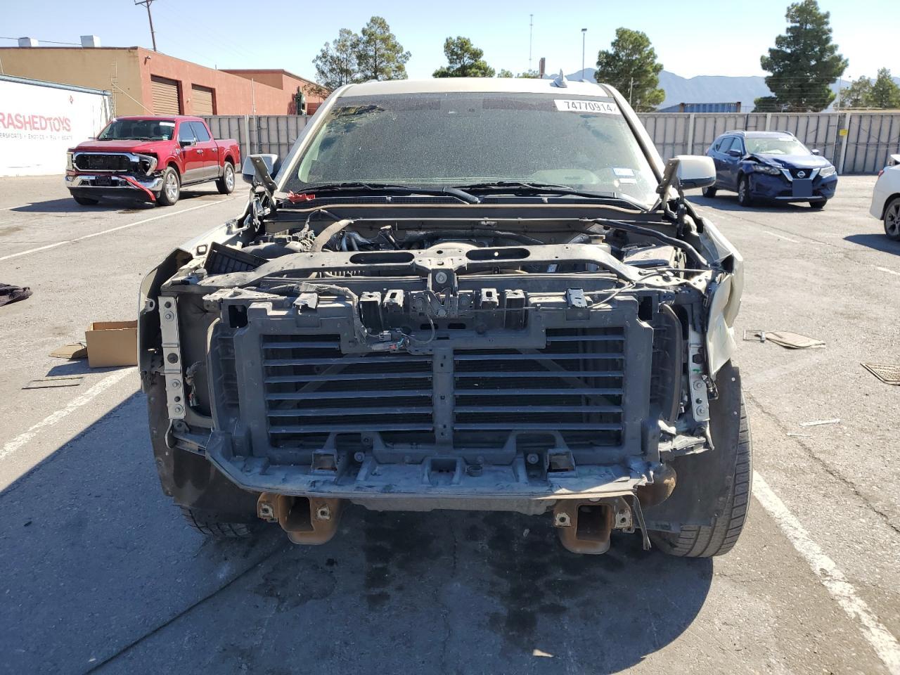 2017 GMC Yukon VIN 1GKS1BKCXHR251774 Copart auction photo, front end damage thumbnail 5