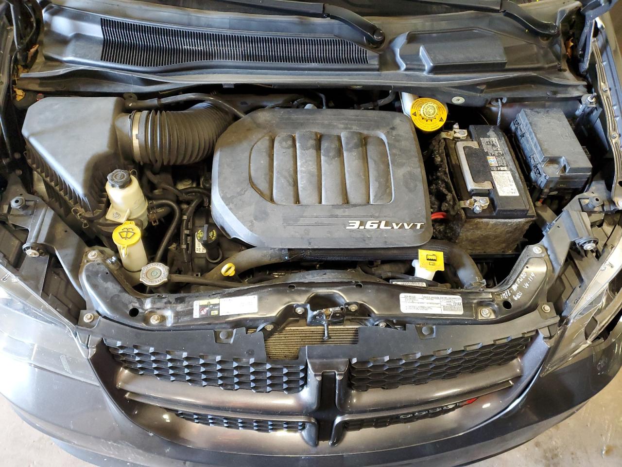 2018 Dodge Caravan VIN 2C4RDGEG1JR255516 Copart auction photo, side / front end damage thumbnail 13