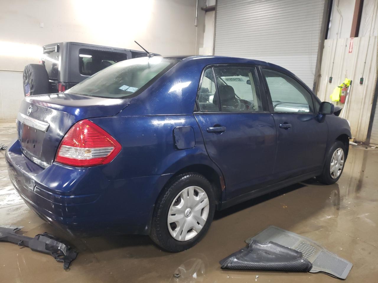 2011 Nissan Versa VIN 3N1BC1AP8BL378190 Copart auction photo, front end damage thumbnail 3