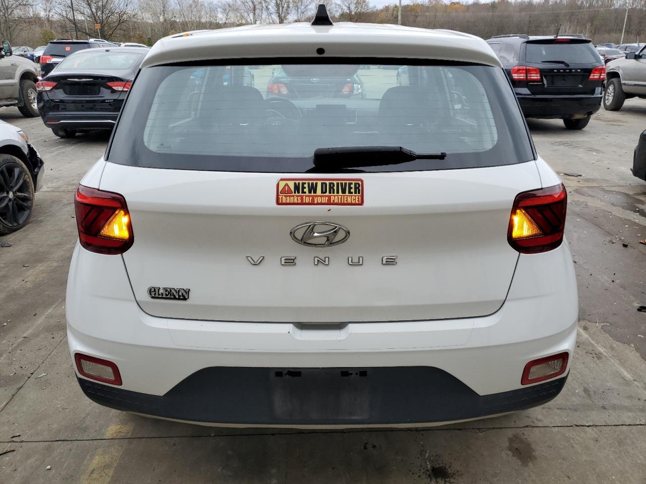 2020 Hyundai Venue VIN KMHRB8A30LU025773 Copart auction photo, front end damage thumbnail 6