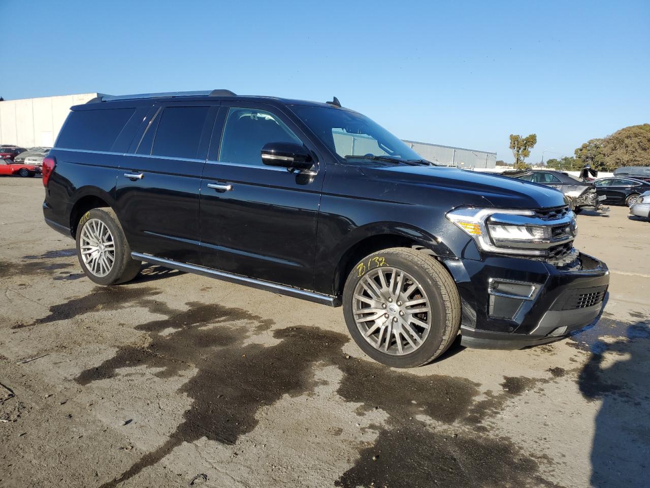 2023 Ford Expedition VIN 1FMJK2A87PEA48344 Copart auction photo, front end / side damage thumbnail 4