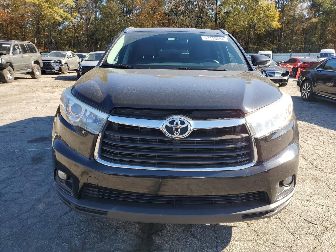 2015 Toyota Highlander VIN 5TDKKRFH9FS113844 Copart auction photo, side damage thumbnail 5